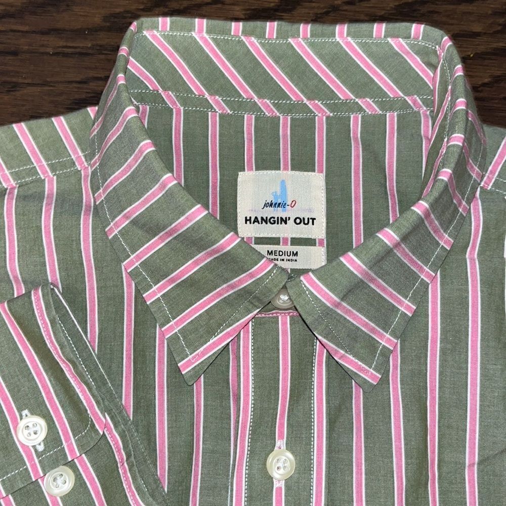 Johnnie-O Mens Olive Green Pink Stripe Button Down Hanging out Shirt LS